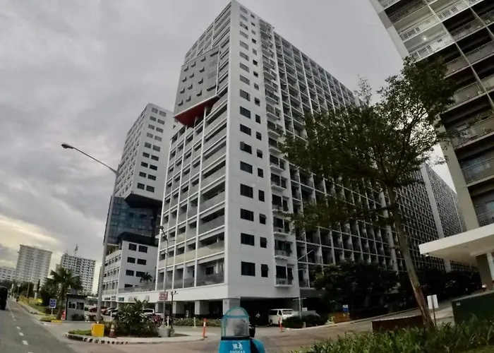 The Grand Staycation At Moa - Unit 7102 Hotel-like *